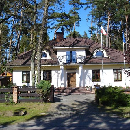 Goscinny Dworek Pobierowo Luaran gambar